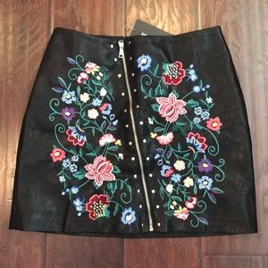 Zara black leather embroidered skirt